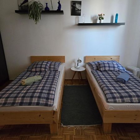 Orsi Szallashelyek Kecskemet 2 Экстерьер фото