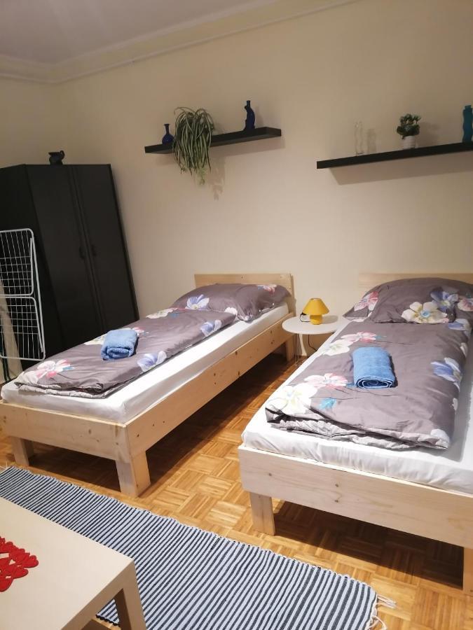 Orsi Szallashelyek Kecskemet 2 Экстерьер фото