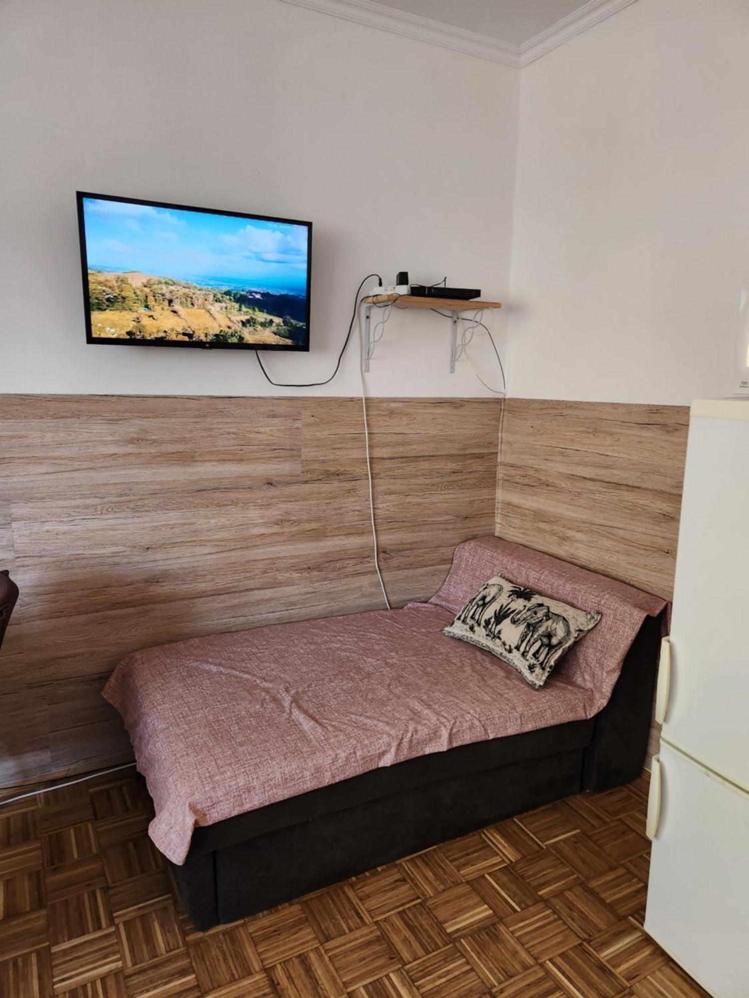 Orsi Szallashelyek Kecskemet 2 Экстерьер фото
